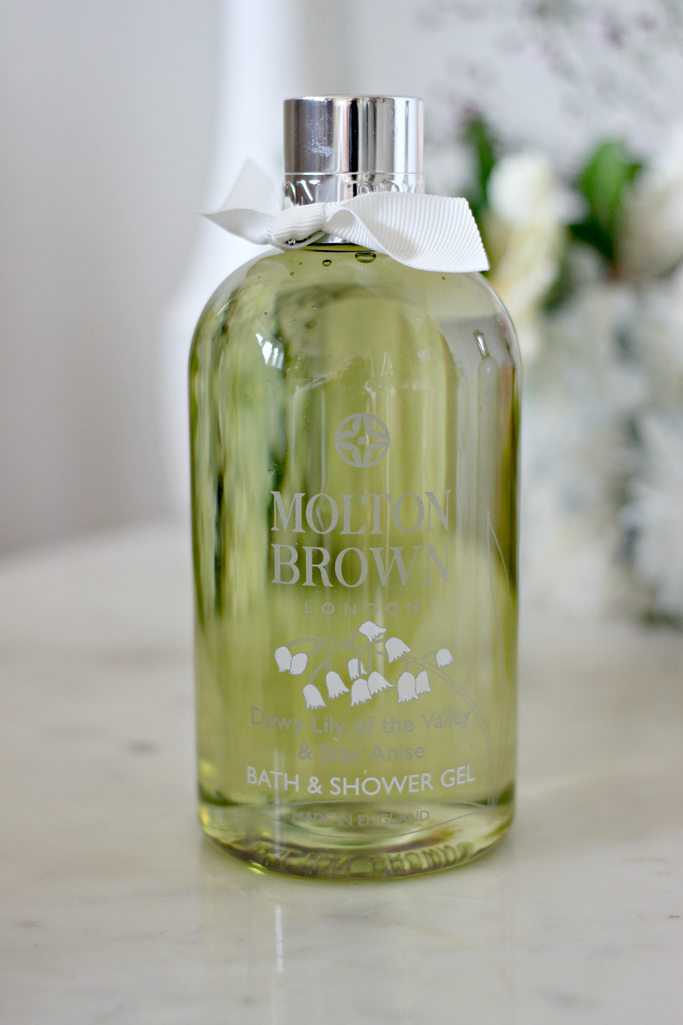 Luxury Mothers Day Gift Guide - Fashion Mumblr blog Molton Brown