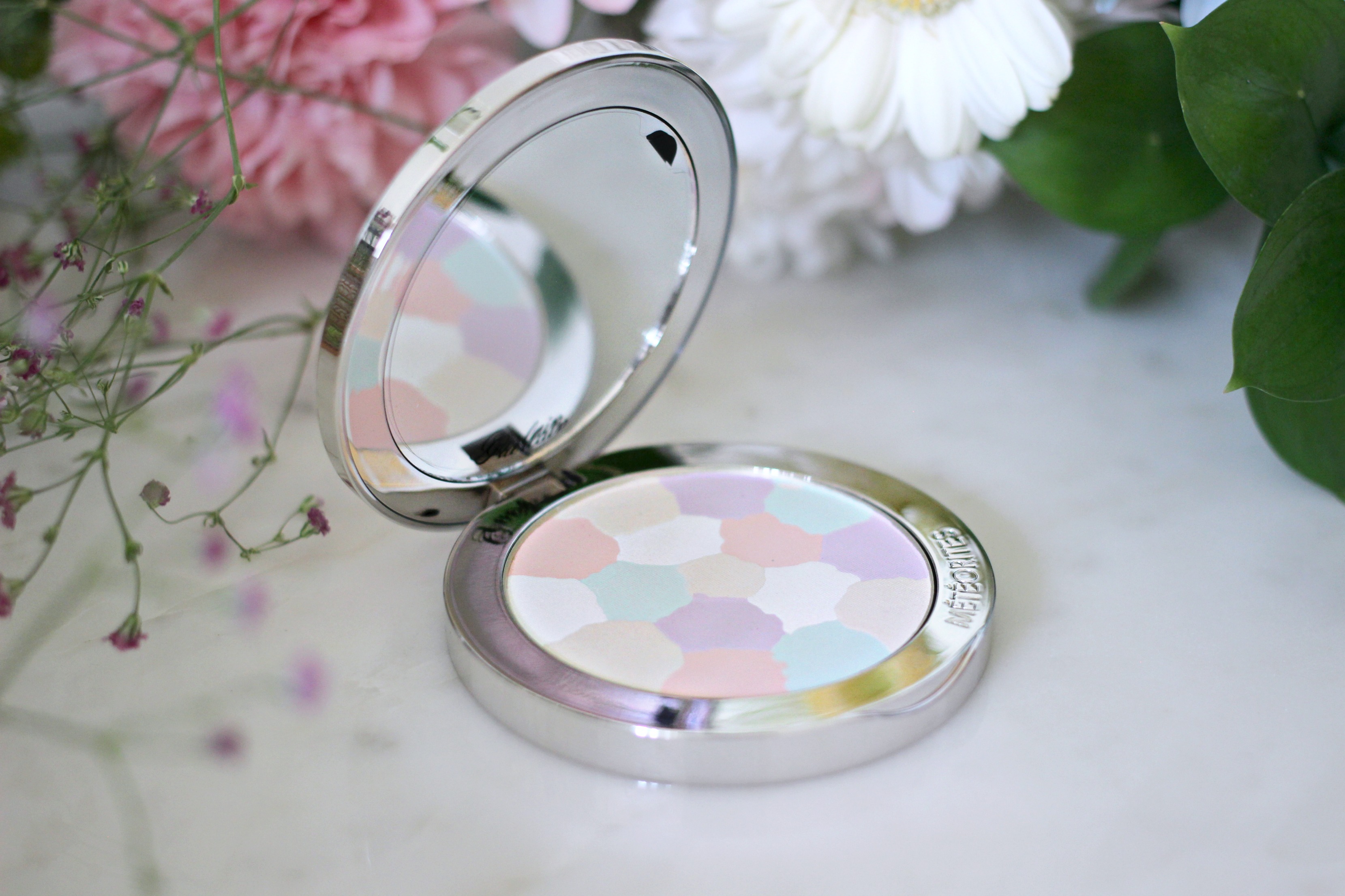 Guerlain Spring Summer Beauty Makeup Collection Review Meteorites Pastel Powder