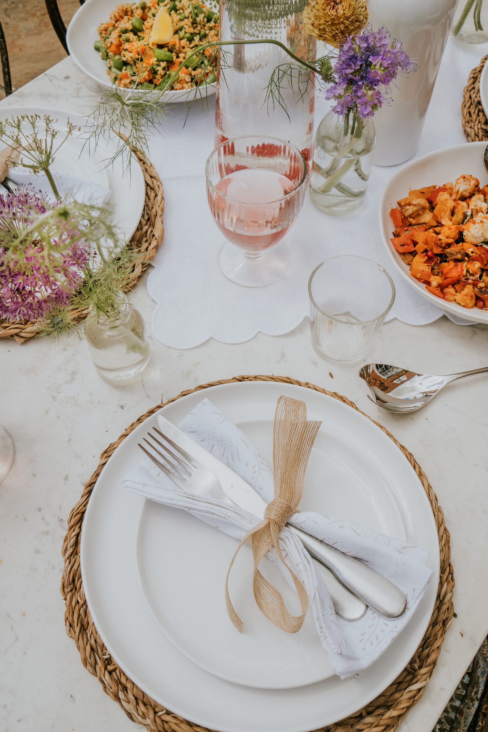 5 Tips for Creating the Perfect Spring-Summer Tablescape - Fashion Mumblr